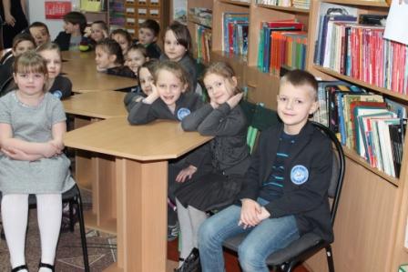 week-children-reading-1