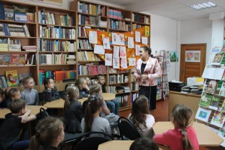 week-children-reading-2